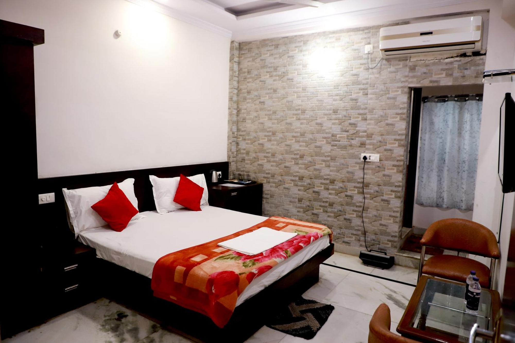 Hotel River View Khagaria Eksteriør bilde